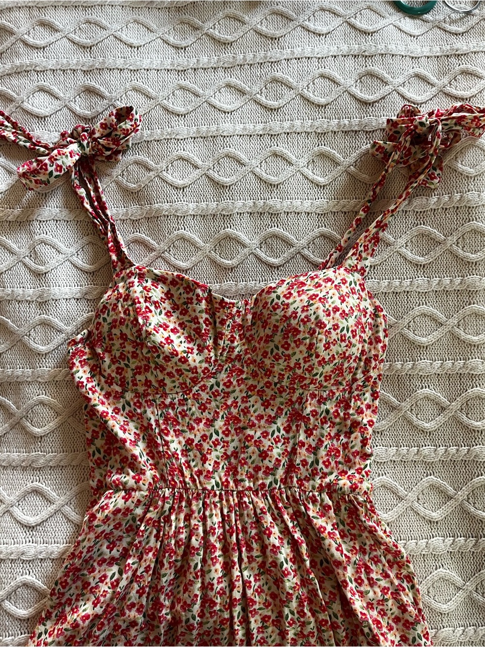 AUW Cream Sundress with Red and Pink Floral Print Juniors Size Small - Picture 7 of 10